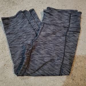 Women's Athleta Black Space Workout Capri leggings Sz Large